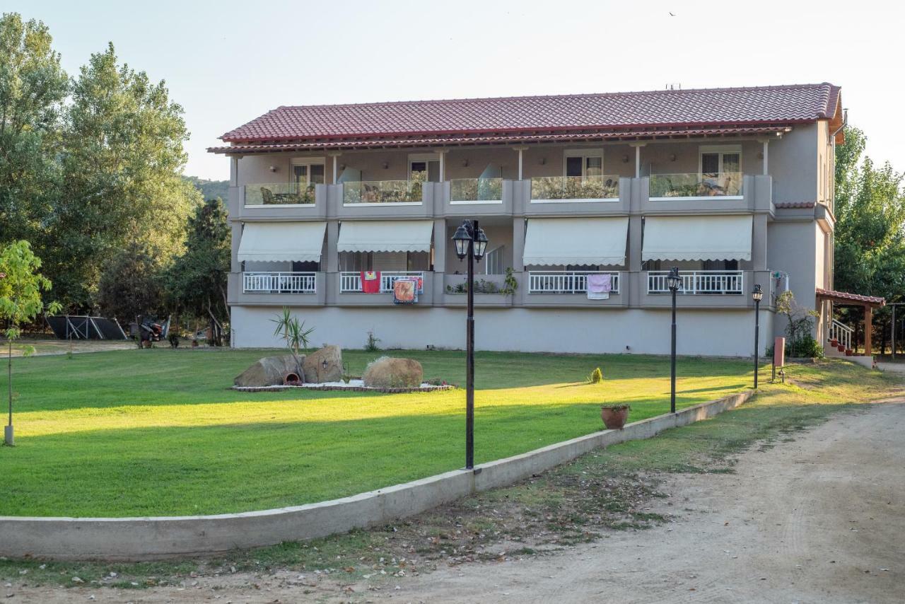 Camping Linaraki Apartments & Bungalows Sykia Dış mekan fotoğraf